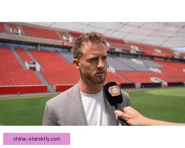 弗莱肯伤退药厂拟临时签新门将 弗莱肯伤退药厂拟临时签新门将