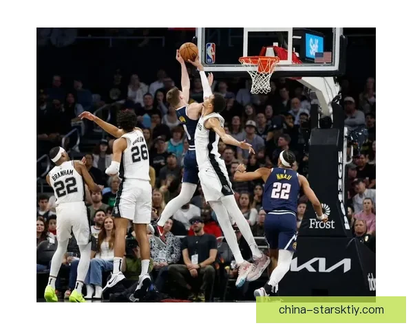 文班亚马爆发马刺七人上双力克爵士