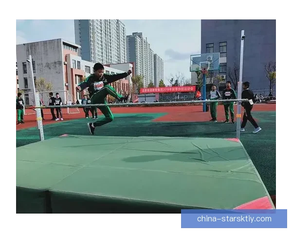 戴帽仍拒让点射手风骨传奇尽显